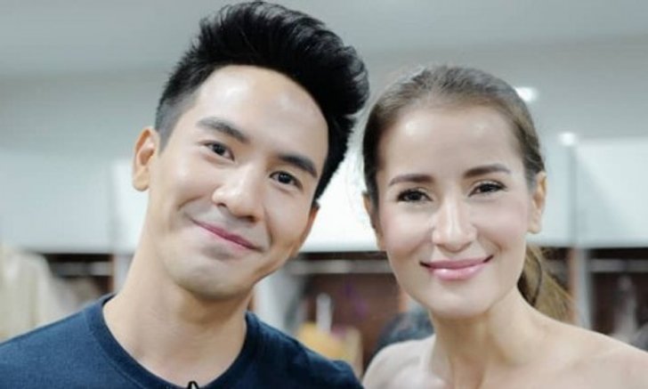โปรดดูที่แขน พี่หมื่น โป๊ป ธนวรรธน์ นี่ขนาดเขินพี่แอนนะ