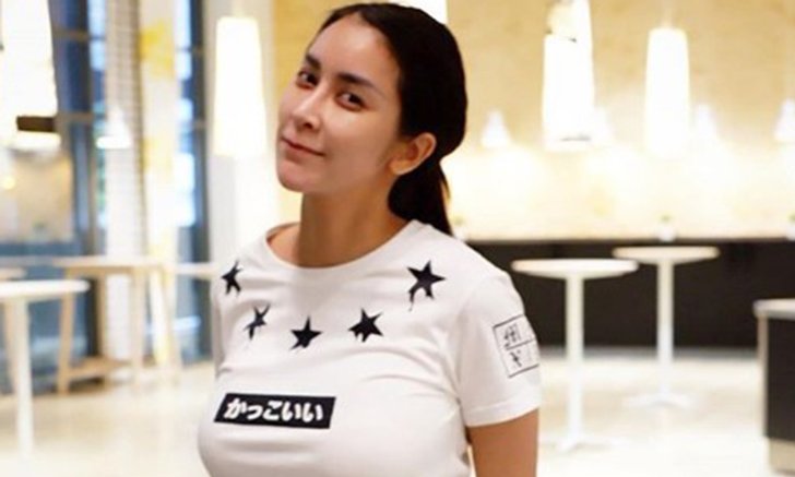 "ใหม่ สุคนธวา" ผู้หญิงที่ใส่เสื้อยืดแล้วเซ็กซี่ที่สุด