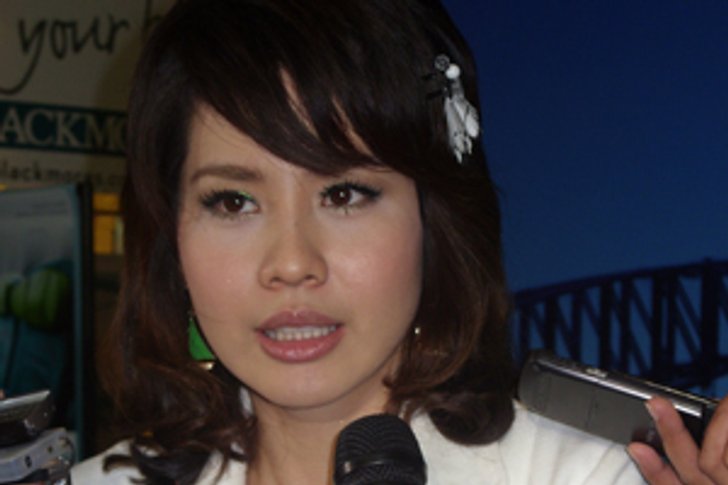 นุ้ย ย้ำโสด! หนุ่มมากองถ่ายแค่เพื่อน