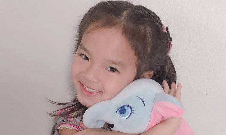 เมื่อ "น้องปีใหม่" อัดคลิปเลียนเสียง "แม่แอฟ" บอกไม่ต้องเป็นห่วงนะคะ ตอนจบพีคมาก