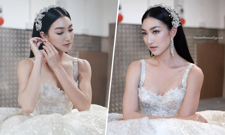 "แพนเค้ก" สวยมาก! ครองรันเวย์ London Fashion Week 2019 ออร่าเปล่งประกาย