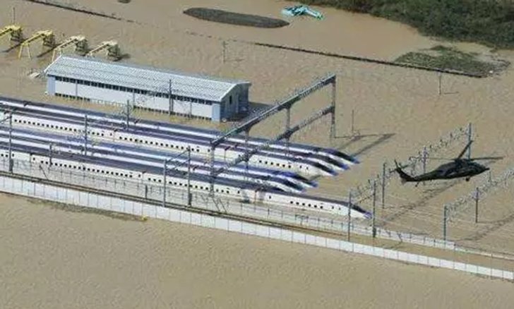 ญี่ปุ่นจำใจสละเงิน 3 พันล้าน ทิ้งรถไฟชินคันเซ็น จมน้ำพายุฮากิบิส 10 ขบวน