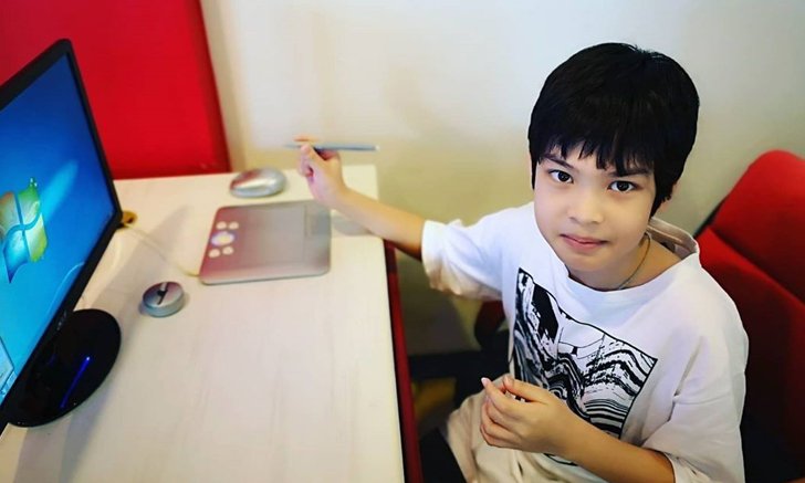 "น้องฑีฆายุ" ได้เรียนสร้างแอนิเมชันแล้ว "แอนนี่" ไม่ลืมขอบคุณ "ธัญญ่า-พีเค" ให้ทุนลูกชาย