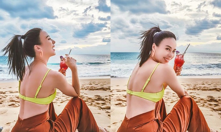 "รถเมล์ คะนึงนิจ" หันหลังยังแซ่บ ปล่อยภาพเซ็กซี่ที่ทะเลก่อนแต่งงาน