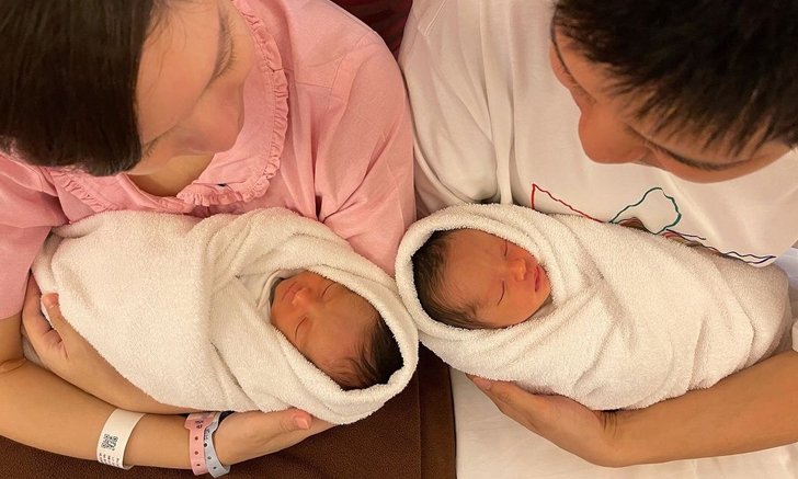 คลอดแล้วจ้า! "จ๊ะ จิตตาภา" ให้กำเนิดลูกแฝด ตั้งชื่อน่ารัก "โอบ-อารี"