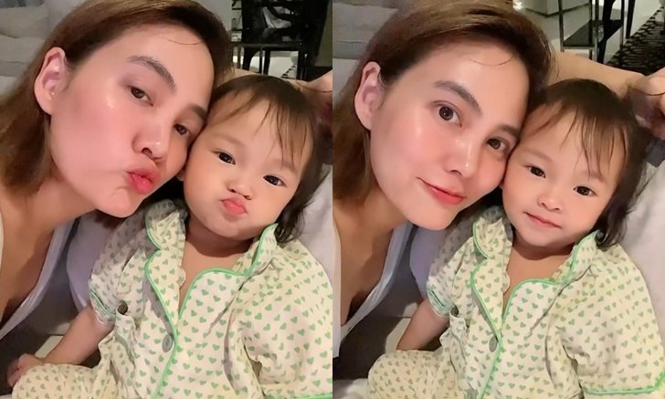 ยิ่งโตยิ่งเหมือน "เจนี่" เล่นมุ้งมิ้งกับ "น้องโนล่า" ช็อตนี้เป๊ะเลย ฝาแฝดชัดๆ (คลิป)