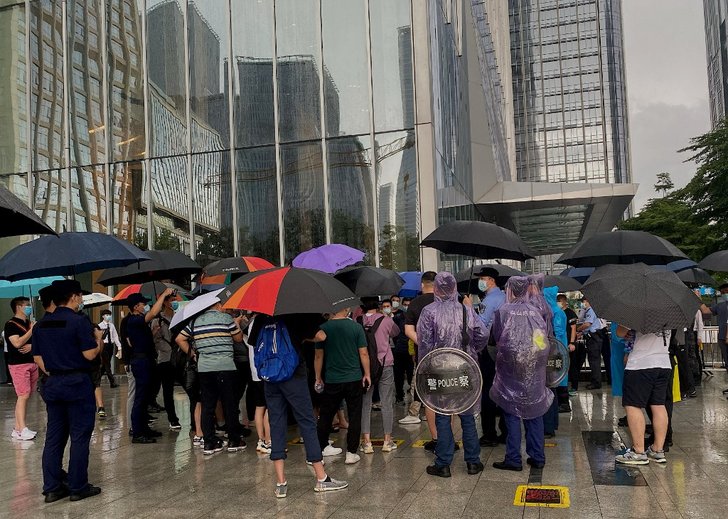 people-outside-evergrande-hq