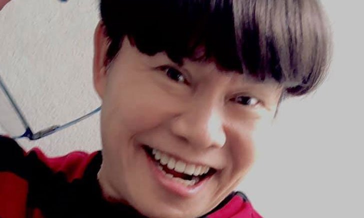 "มนต์สิทธิ์" บอกเลขเด็ด เห็นแม่ค้าลอตเตอรี่สวย เลยอุดหนุนหลายใบ