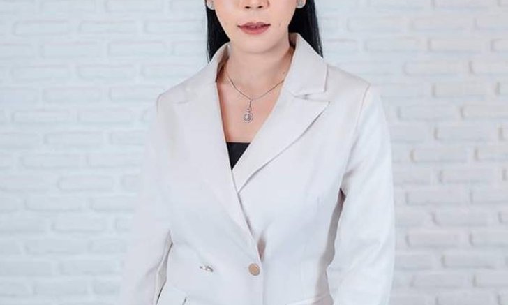 ทนแรงกดดันไม่ไหว "ซ้อปลา" โผล่มอบตัวแล้วที่ชุมพร หิ้วมาสอบที่กองปราบ