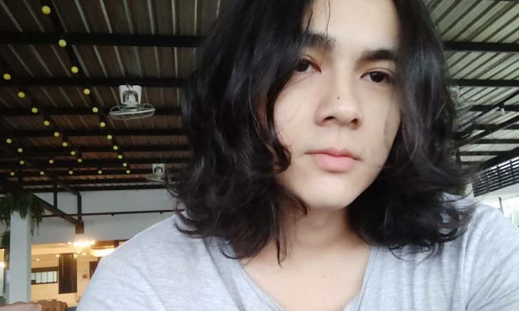 "แน็ก ชาลี" โพสต์เฟซบุ๊ก สมรสระหว่างเพศเดียวกัน ถูกแซวความสัมพันธ์ "มดดำ"