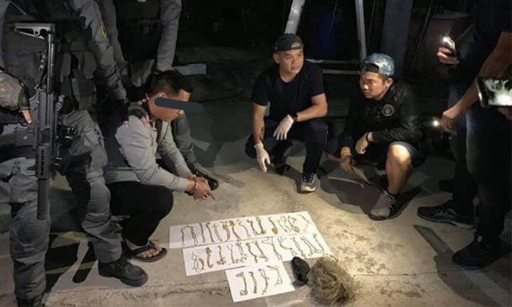 เจอทอง 28 บาทแล้ว "ผอ.กอล์ฟ" ซุกโรงรถในบ้าน หลังหลอกตำรวจงมหาทั้งวัน