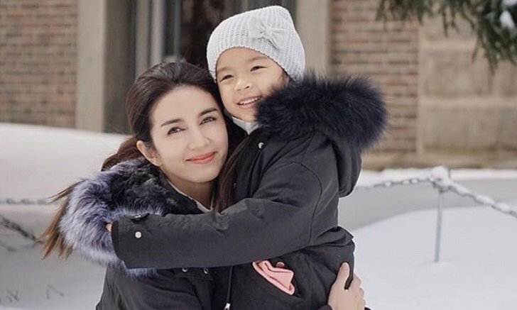 "แม่โบว์-น้องมะลิ" เก็บตัวเฝ้าระวังโควิด-19 หลังเพิ่งกลับจากญี่ปุ่น #saveตัวเองsaveผู้อื่น