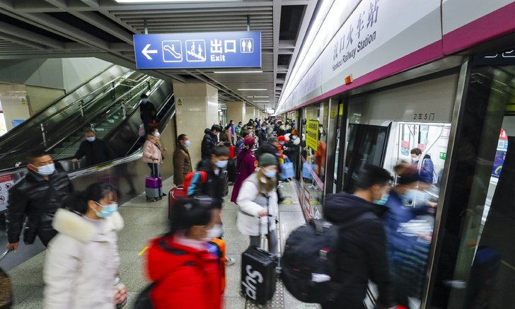 อู่ฮั่นเปิดบริการรถไฟใต้ดินแล้ว หลังหยุดวิ่งนาน 2 เดือน