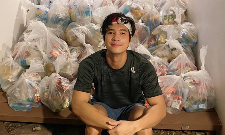 "ไมค์ ภัทรเดช" ยกครอบครัวแพ็กถุงยังชีพ เตรียมแจกชาวบ้านชุมชนคลองเตย