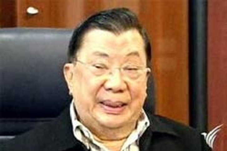ชวลิต-สมชาย ขอบารมีในหลวงยุติวิกฤต