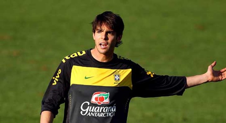 FIFAสั่งแบนนักเตะบราซิลห้ามถอดเสื้อโชว์
