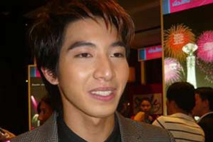 โตโน่ ปัด ขึ้นแท่นลูกรัก เจ๊ฉอด แทน เอส
