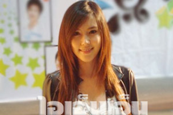 แพร เครียดผู้ใหญ่ไม่ปลื้มข่าวควง ก้อง