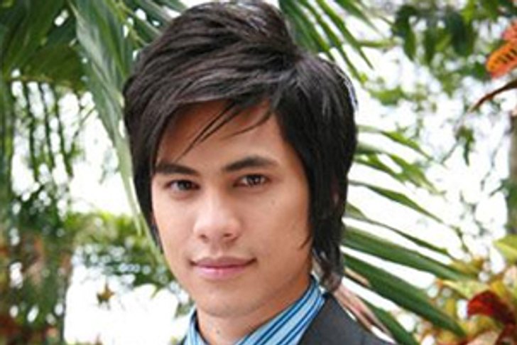 ซี ไม่เร่งเปิดร.ร.สอนภาษา ไม่พร้อมแต่ง เอมี่