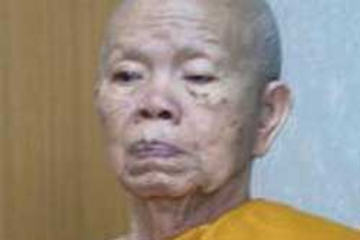 ลือ! หลวงพ่อคูณมรณภาพ กรรมการวัดฯ ยันท่านแข็งแรงดี
