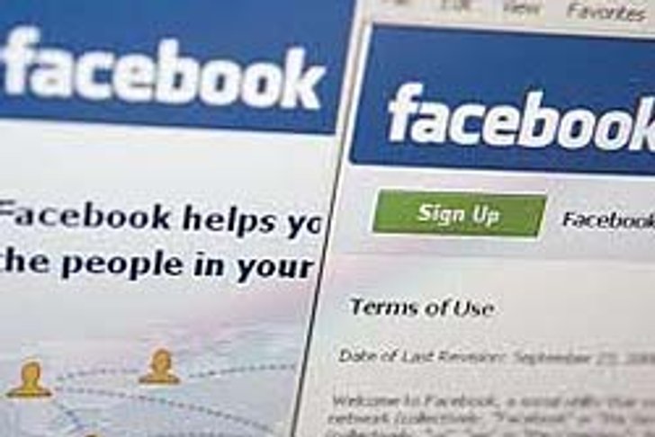 ร้องรัฐ ดูแล Facebook หมิ่นสถาบัน