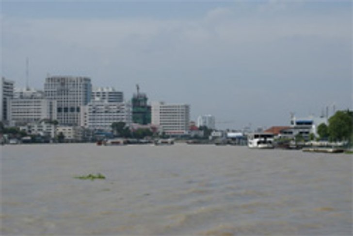 เอาไม่อยู่ น้ำเอ่อถ่วม ปากคลองตลาด ท่าพระจัน