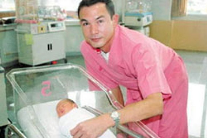 โอ วรุฒ เลิกเมีย โต้ข่าวลือเป็นหมัน ยัน "แอร์บัส" เป็นลูก