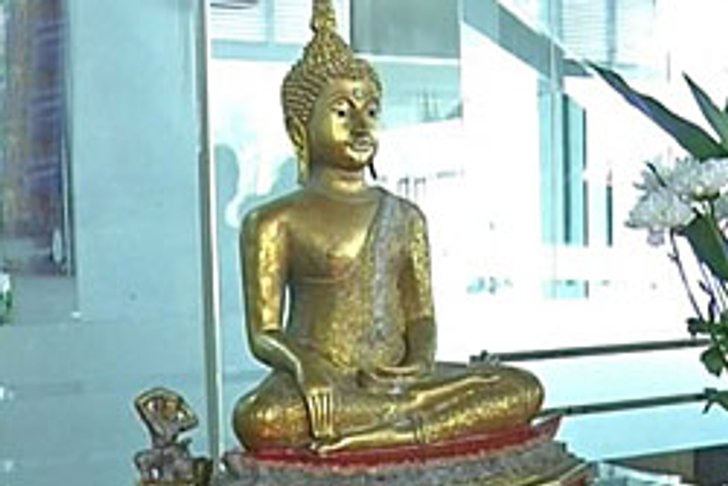 อัศจรรย์! พบพระพุทธชินราชลอยติดท่าเรือคลองเตย
