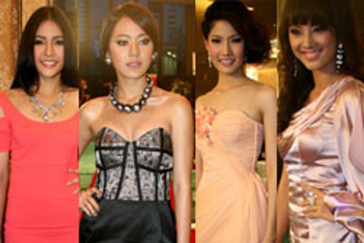 แจ่ม!!! ดารา 7 สี ประชันโฉม