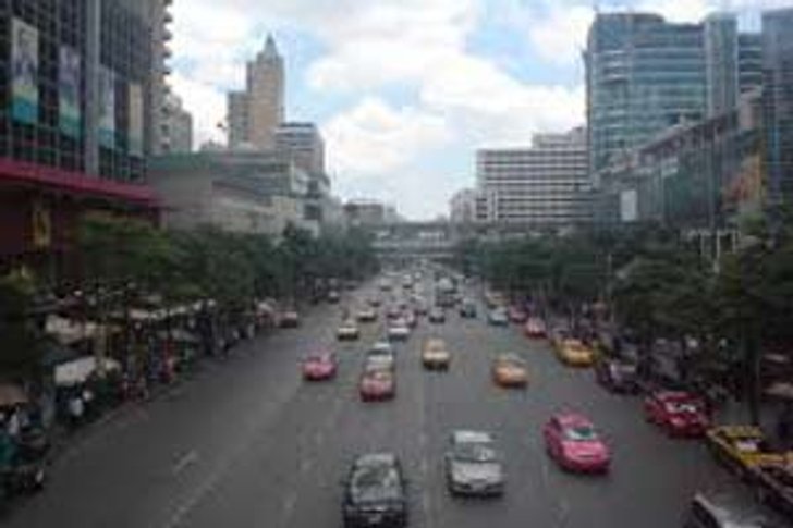 บึ้มป้ายรถเมล์BicCราชดำริสาหัส1เจ็บอีก8