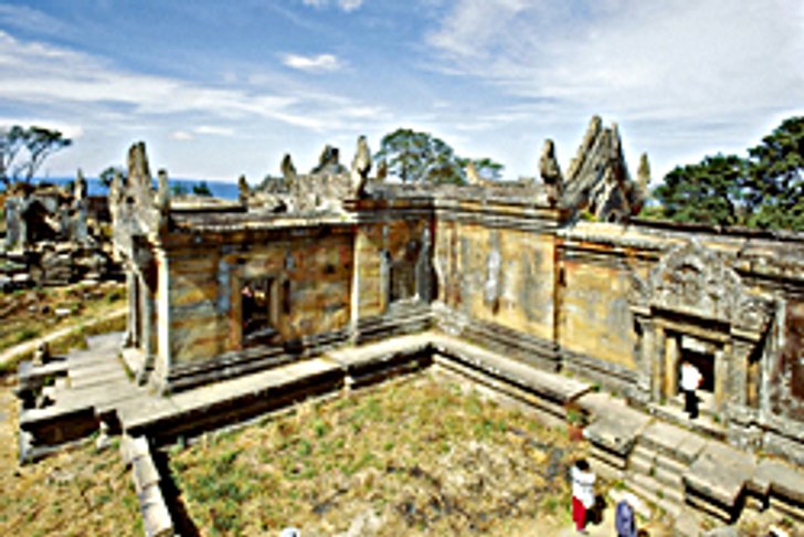 เขมรไม่สนไทยค้านเขาพระวิหารถกมรดกโลก