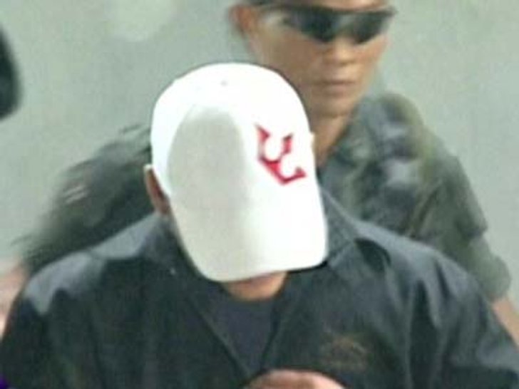 คุมตัวจักรชลัชนัดตรวจพยานช่วงบ่ายวันนี้