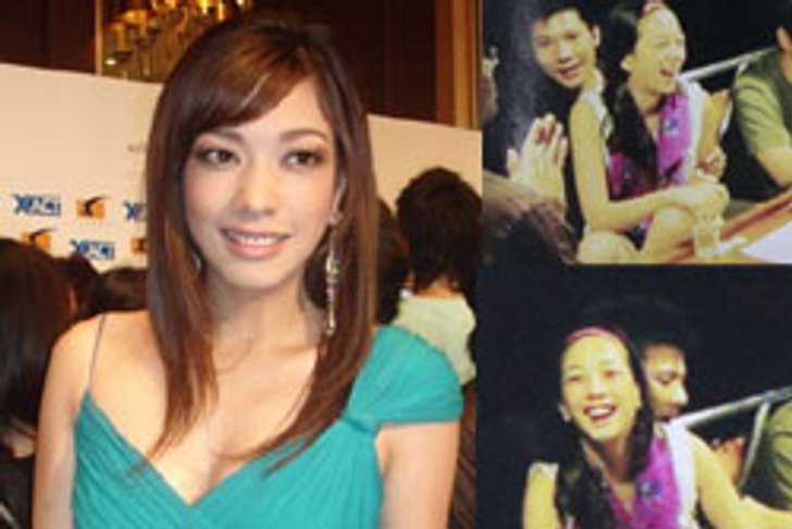 ว้ายย!!! ภาพหลุด แป้ง เริงร่าบนตักผู้ชาย