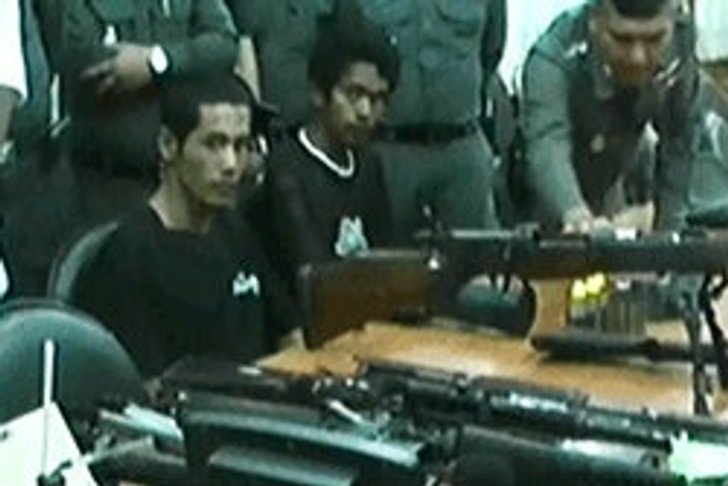 รวบ 2 มือปืนเมืองคอน พบ M16 M79 กระสุนครบ