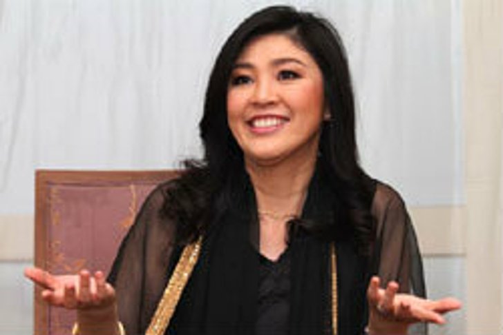 ยิ่งลักษณ์เก็บตัวเงียบ ปล่อยสื่อรอเก้อนาน 7 ชั่วโมง
