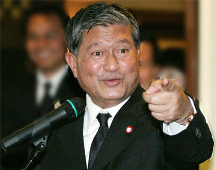 สมาพันธ์แพทย์ฯ ร้องรบ.คิดใหม่ ดันเฉลิมคุมสธ.