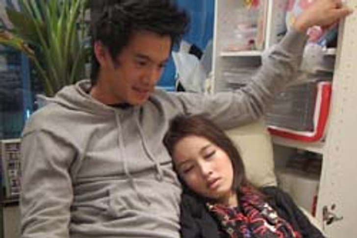 ปอย เอ็ม หวานไม่เกรงใจใคร ทั้งจูงมือ-ซบไหล่