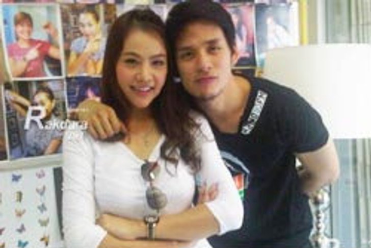 ภาพหลุด แทค กับสาวที่เป็นข่าวกอดกันกลมที่ดอนเมือง