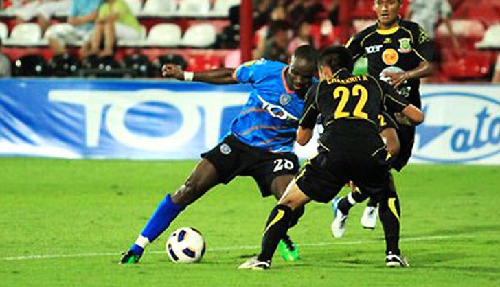 คลื่นยังแรง! โคเน่ซัดทดเจ็บฮัลโหลทุบอาร์มี่ 1-0