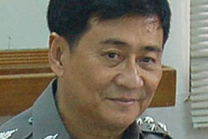 เพรัยวพันธ์ ตอบถอดยศทักษิณ "จะทำตามหน้าที่"