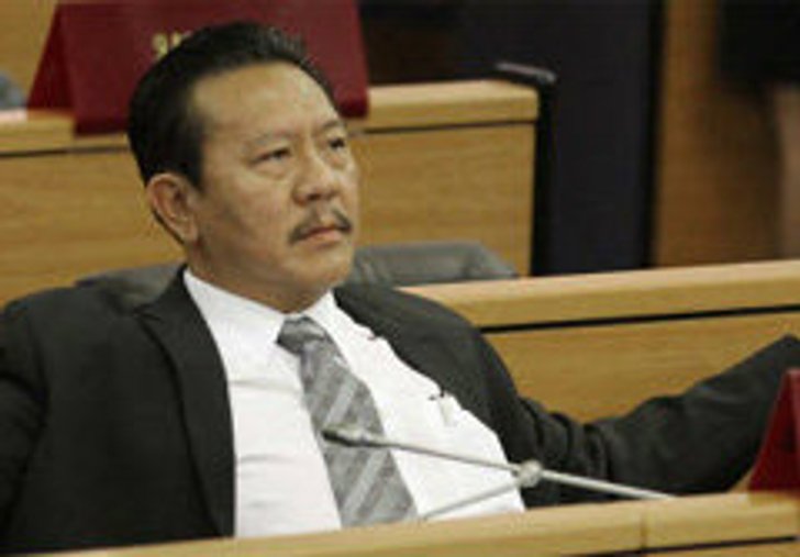 เพื่อไทยปูด ชูวิทย์ อึดอัดทำงานฝ่ายค้านร่วมปชป.