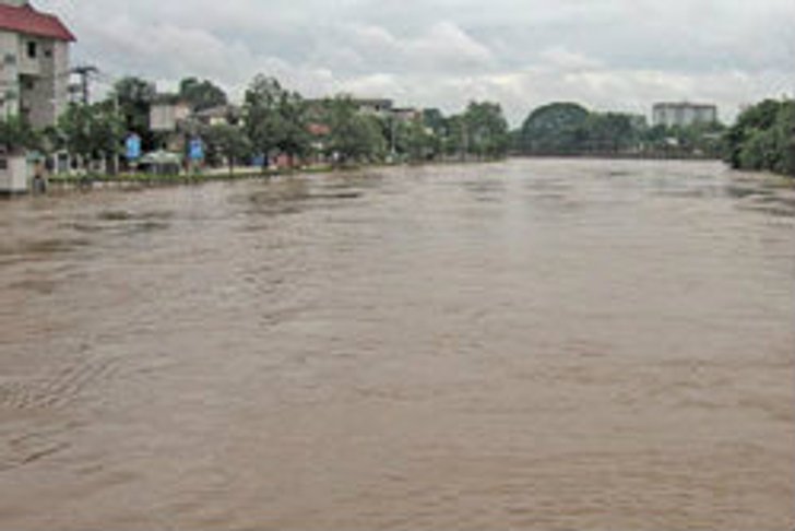 แม่น้ำปิงวิกฤติคาดเที่ยงนี้ทะลักท่วมเมืองเชียงใหม่