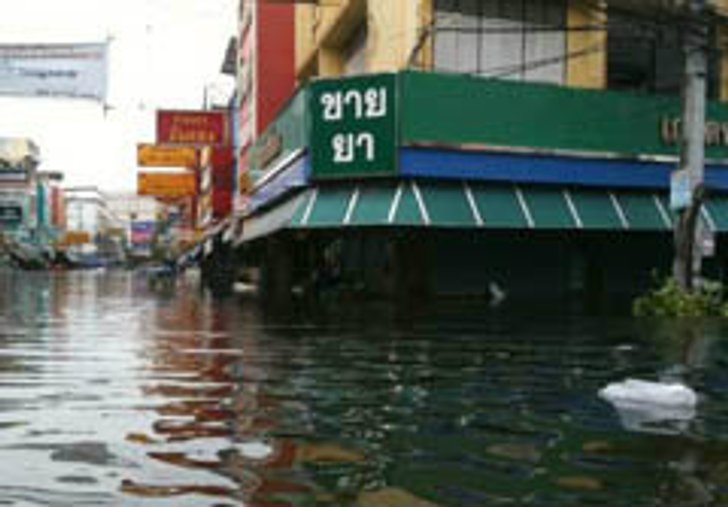 เปิดภาพ น้ำท่วมบางบัวทอง อ่วม!!