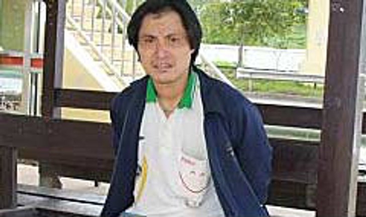 หนุ่มคลั่งสอบไม่ติดนายร้อยตำรวจ ทุบตีพ่อแม่วัยชรา