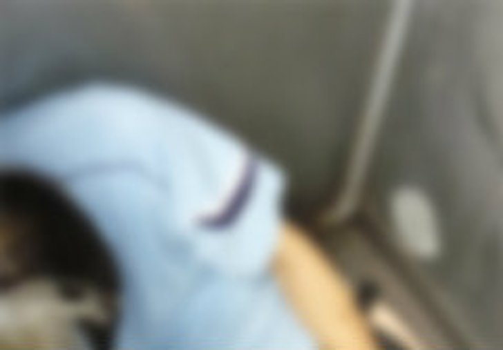 ฉุนจัด! ถูกเพื่อนล้อเจ้าโลกเล็ก คว้ามีดฟันหัวดับ