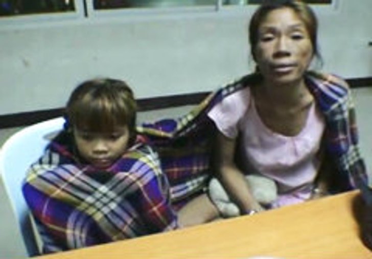 ตำรวจจับแม่ขี้เมา อุ้มลูกสาวนั่งขอทานที่พัทยา