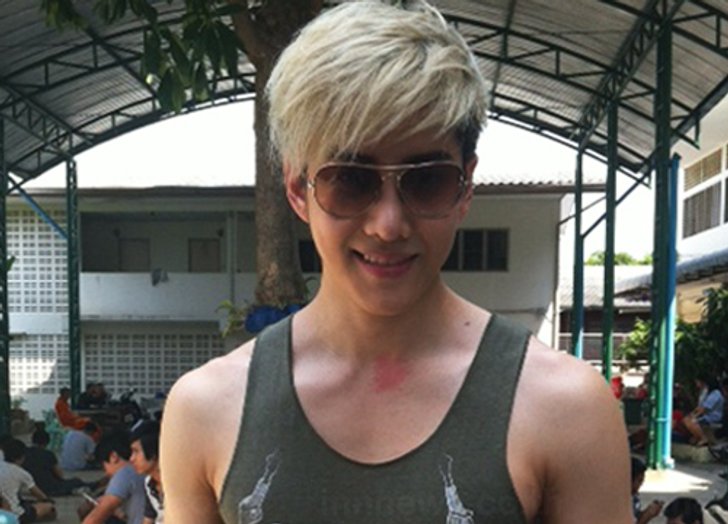 ไมค์ยื่นขอผ่อนผันทหารหนที่3อ้างยังติดเรียนงานรุม
