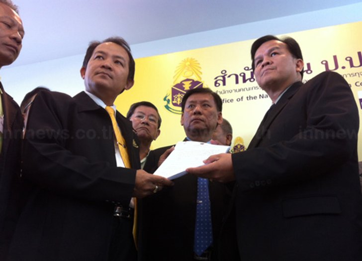 ศรีสุวรรณร้องป.ป.ช. สอบกิตติรัตน์กู้เงินจัดการน้ำ3.5แสนล.