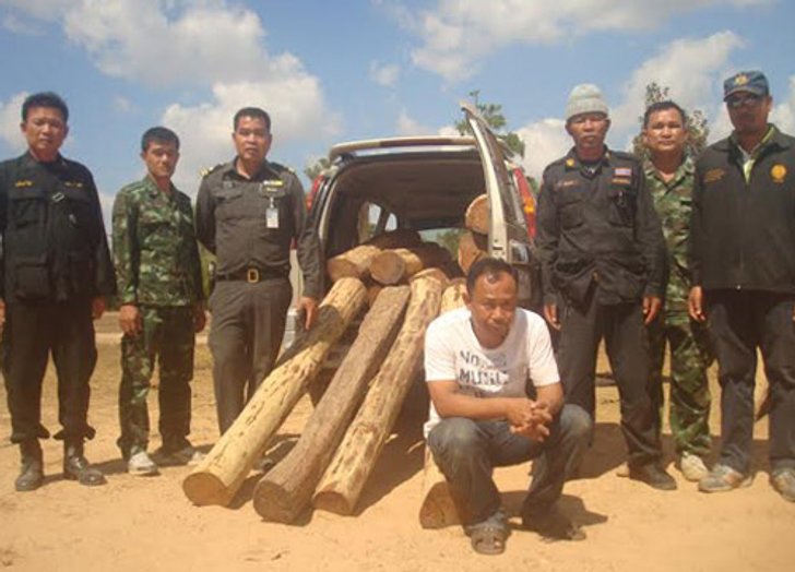 ตร.ทหารอุบลฯสกัดไม้พะยูงค่า10ล้านบาท