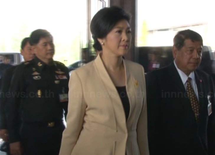 นายกฯ เข้าทอ.พบผบ.ทบ.ถกการเมืองโผทหาร
